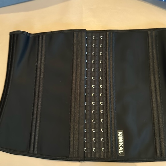 Medium Corset Waist Trainer - Picture 1 of 1